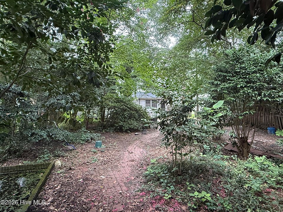 10th image of 318 W Church Street