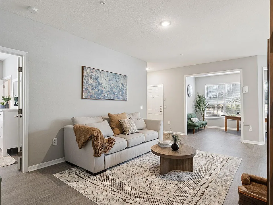 Westwood Reserve Apartments