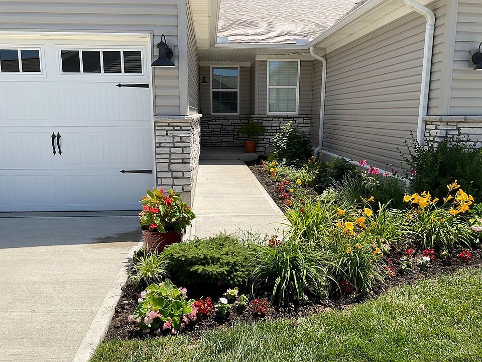 1st image of 5115 Garden Grove Ln