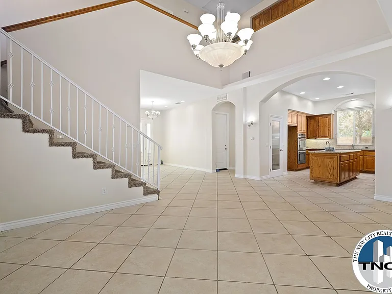 17998 Vista Point Dr — Photo 13