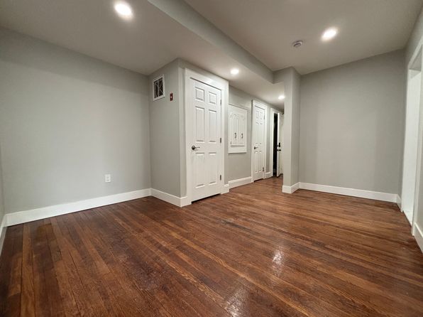 70-202 Circular Ave #303