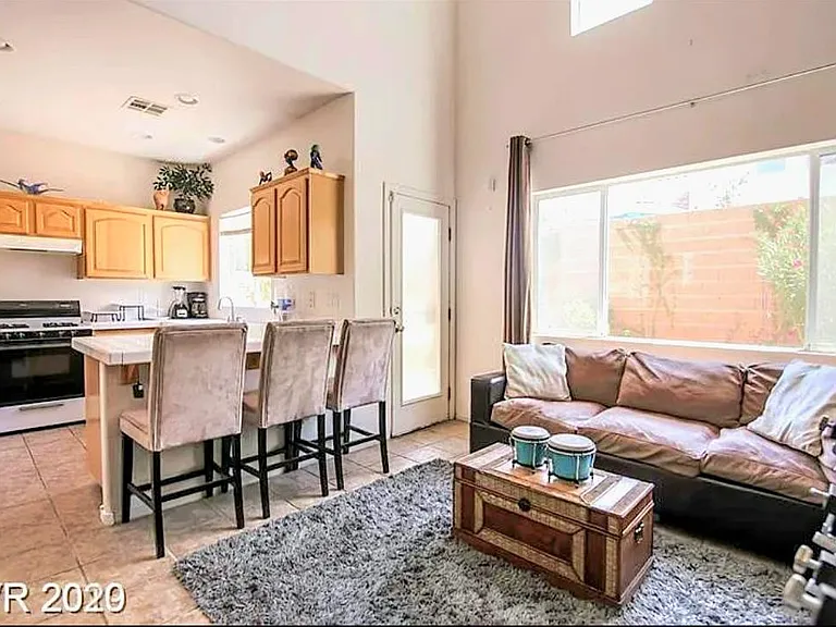 10365 Bent Willow Ave — Photo 12
