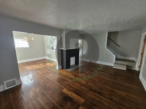 4916 E 85th St, Garfield Heights, OH 44125