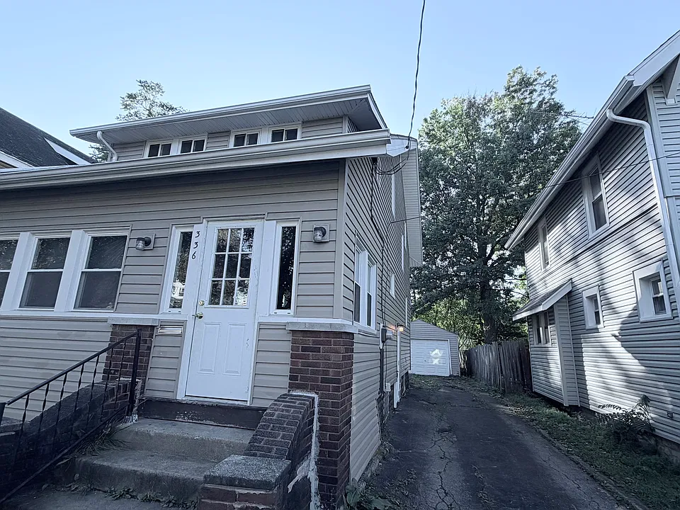 336 Cleveland St