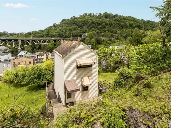 329 Ivondale St, Pittsburgh, PA 15207