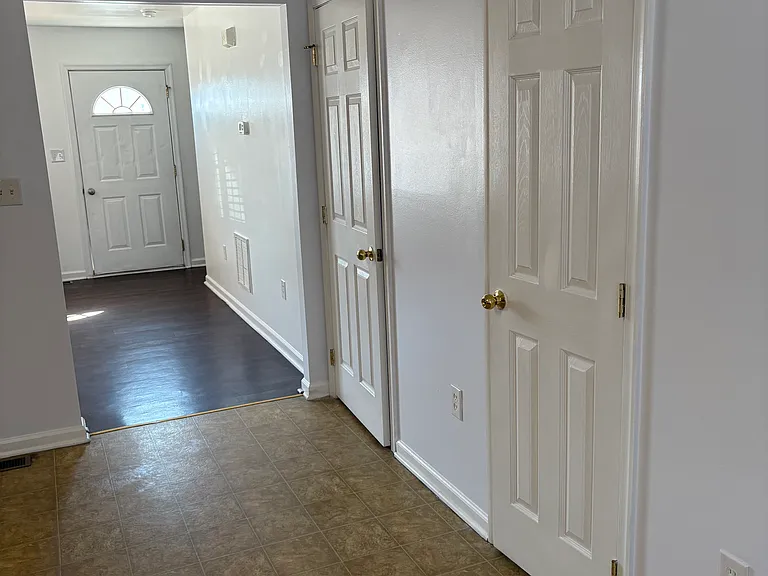 124 Kadies Ln — Photo 10