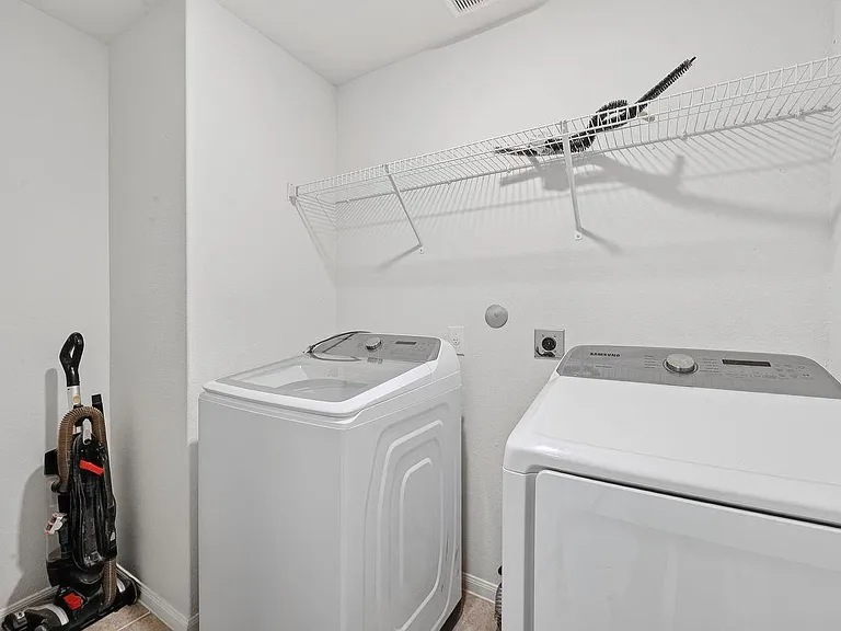 228 Elm Patch Dr — Photo 24