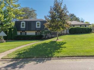 111 Beacon Hill Dr, Dayton, OH 45440