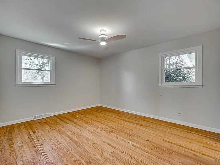 1615 Tillman St — Photo 22