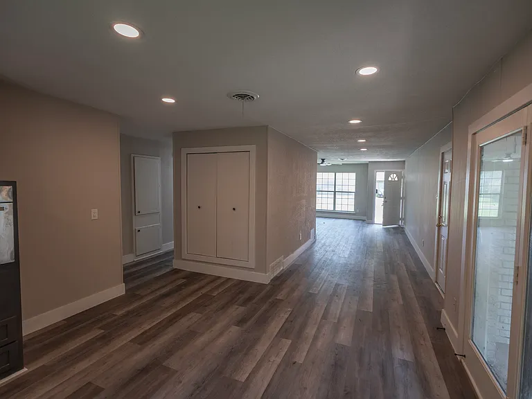 2110 Spikes St — Photo 16