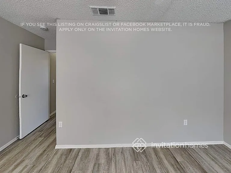 550 N 64th St — Photo 13