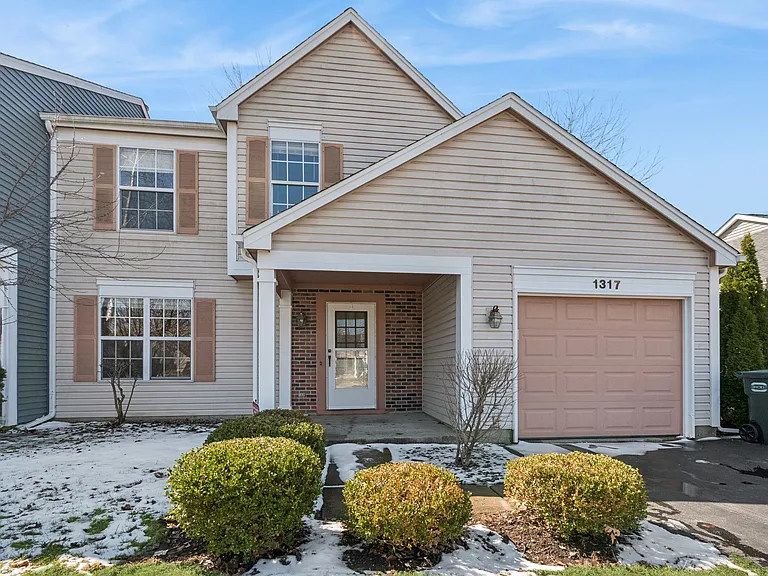 1317 Spalding Dr — Photo 1