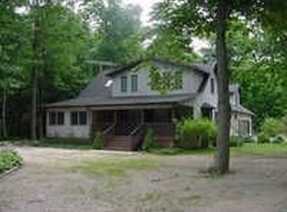 668 W Lakeview Rd, Levering, MI 49755