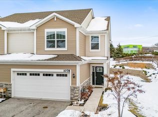 1078 Moraine Dr, South Elgin, IL 60177