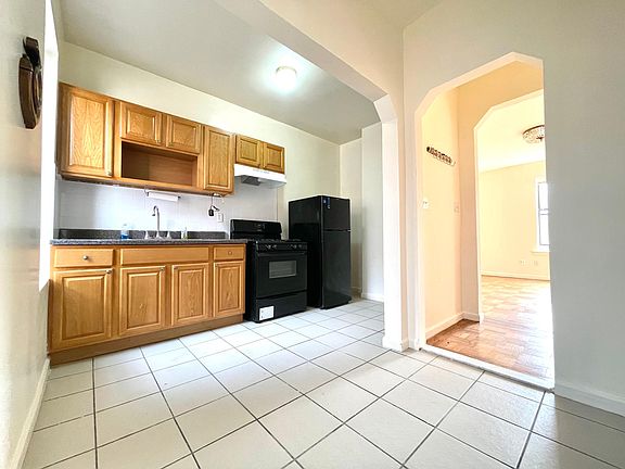 4th image of 8015 Bay Pkwy #B31