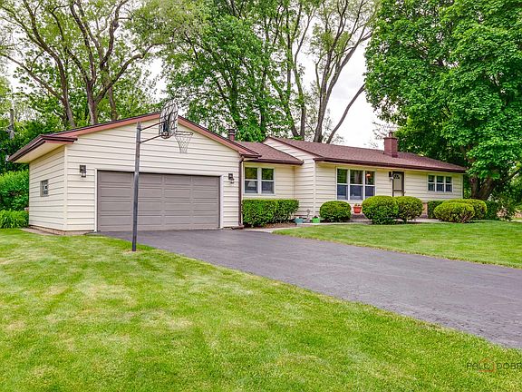 4th image of 1284 Deerfield Pl