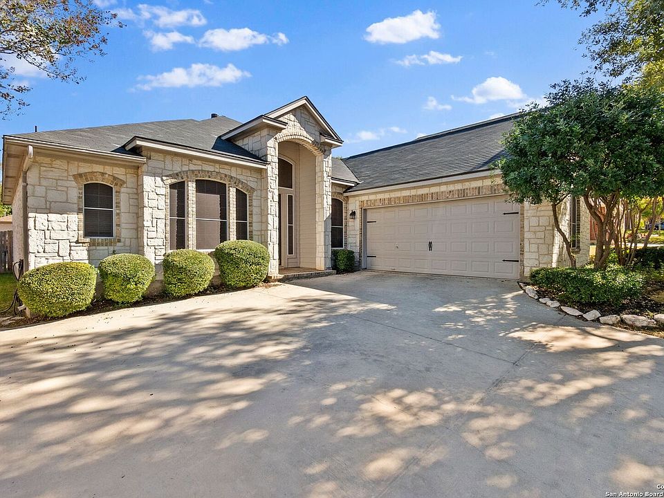 1st image of 108 CORSICA DR