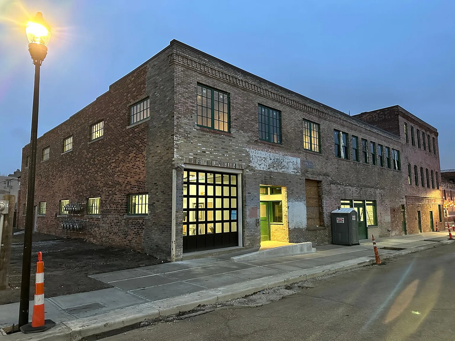 144 S Huron St — Photo 1