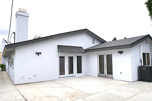 1310 Elm Ave Photo 1