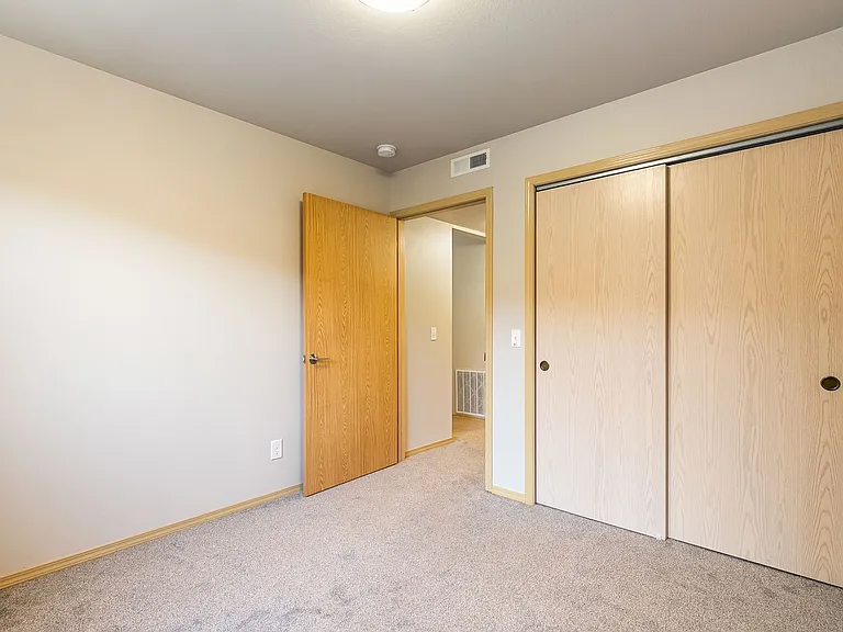 Parkview Apartments Your Next Home Awaits! — Photo 38