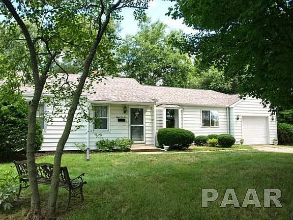 2nd image of 815 E Glen Ave