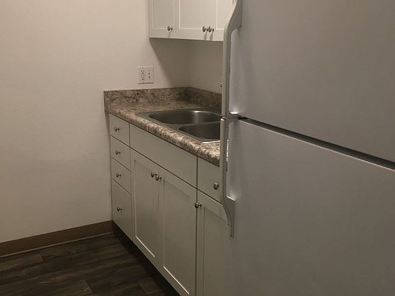 4th image of 647 S 1200 E APT 16A