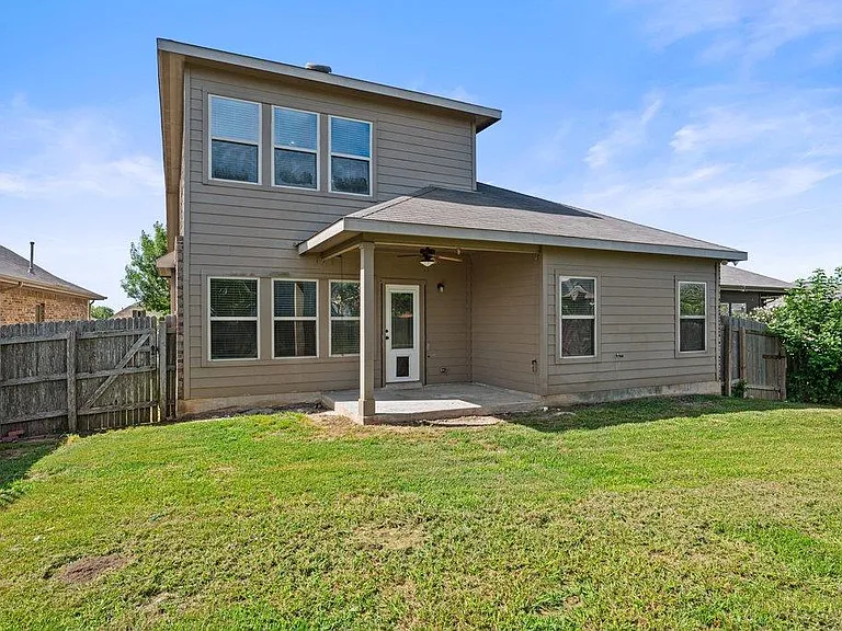 370 Vermilion Marble Trl — Photo 31