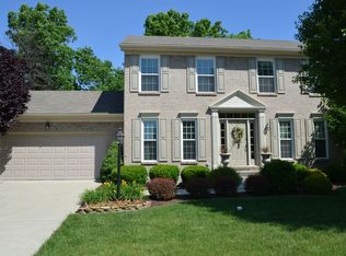 1158 Sparrowwood Blvd, Batavia, OH 45103