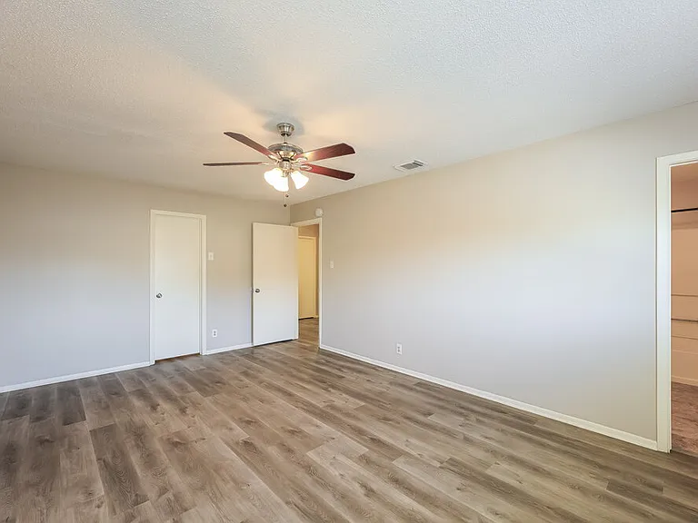 3191 Beacon Fld — Photo 11
