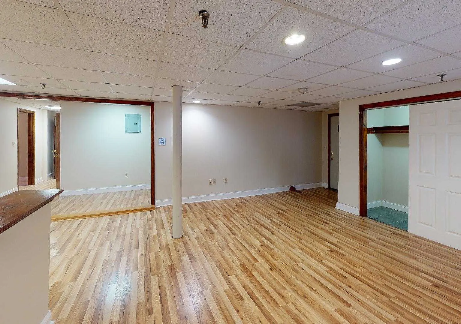 4 bed, $4,500 — Photo 1