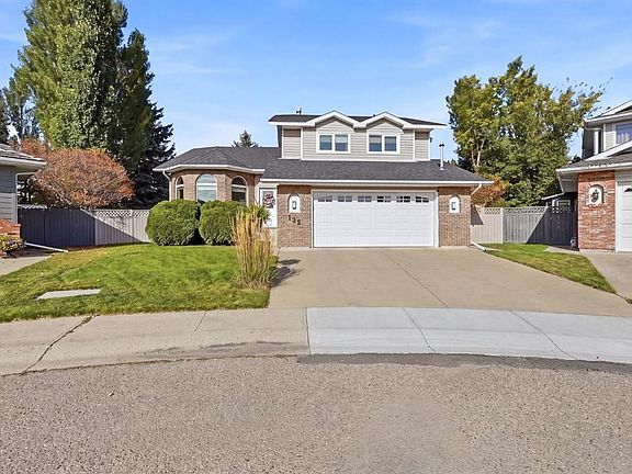 2nd image of 132 S Denison Cres
