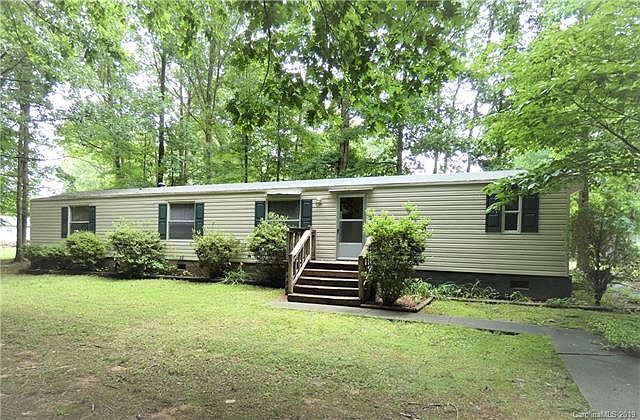 1st image of 145 Red Oak Dr