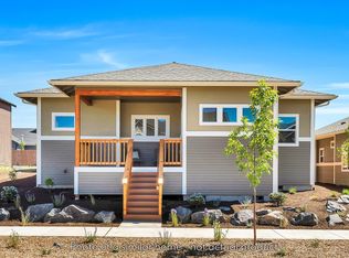 1610 NW Kingwood Ave, Redmond, OR