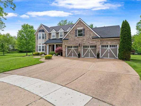427 Cardinal View Ct, Grover, MO 63040