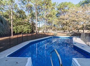 2423 Woodbine Dr W, Crestview, FL 32536