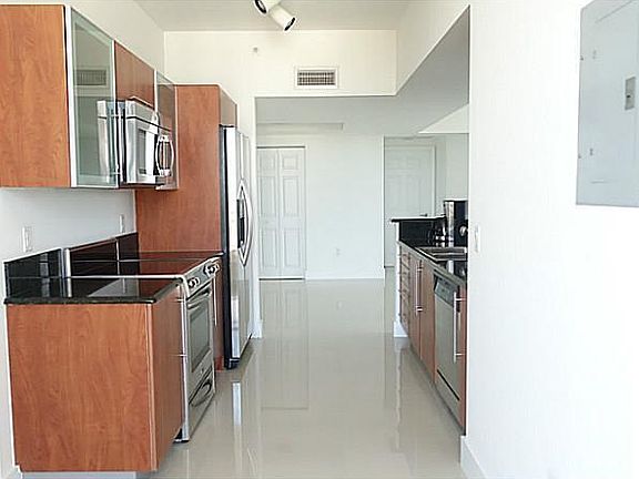 5th image of 3232 SW 22nd St APT 1902