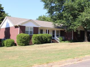 12 Fairbrook Ln, Clarksville, AR 72830
