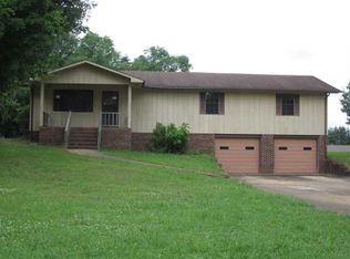 7620 Greenwood Rd, Ooltewah, TN 37363