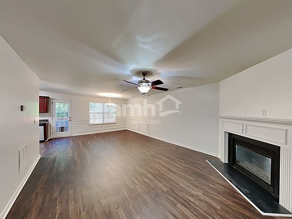5th image of 339 Hidden Creek Ln