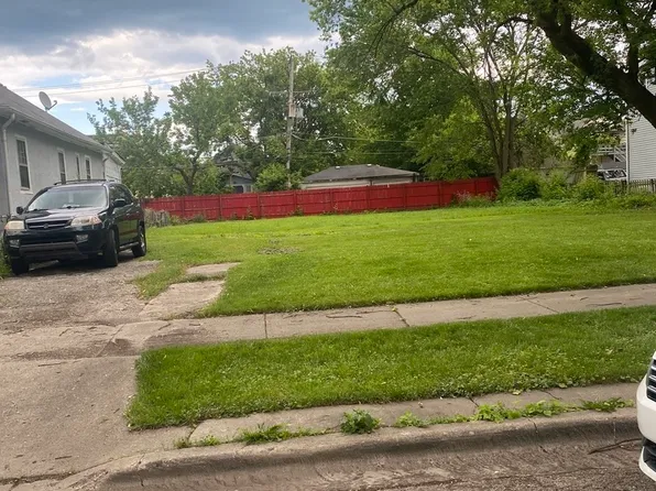 1835 Brown Ave, Evanston, IL 60201