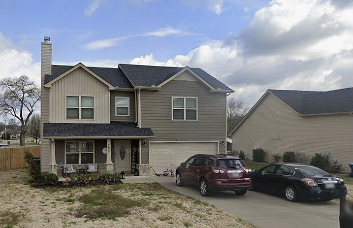 1st image of 203 Maple Leaf Ct