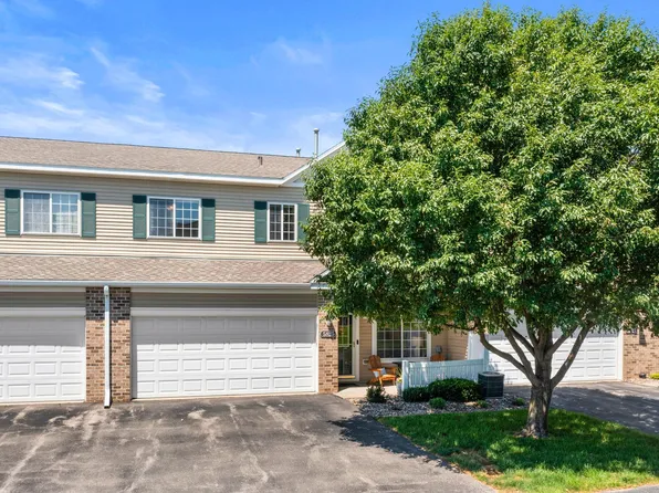 5825 Sandcherry Pl NW, Rochester, MN 55901