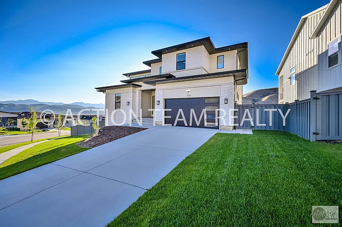 1722 W Oakridge Dr — Photo 5