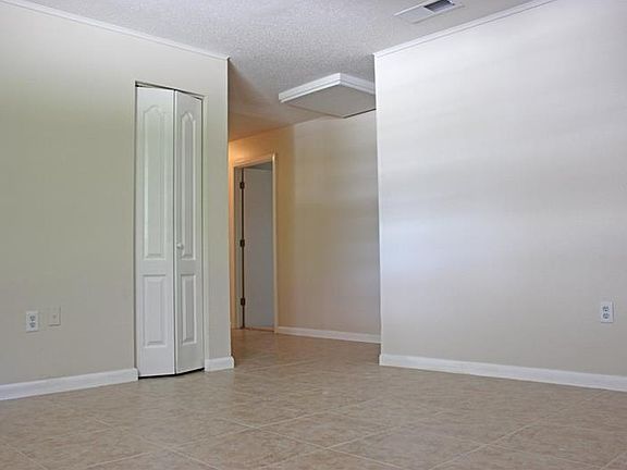 4th image of 516 65th Avenue Dr W