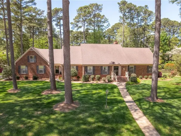 1502 S Sea Breeze Trl, Virginia Beach, VA 23452
