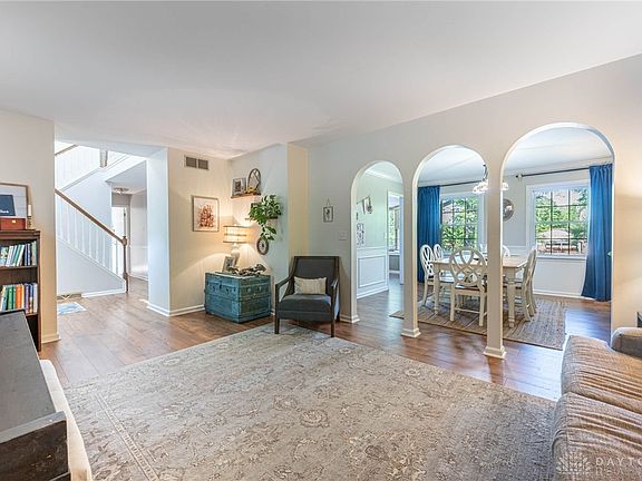 4th image of 4343 Burnham Woods Dr