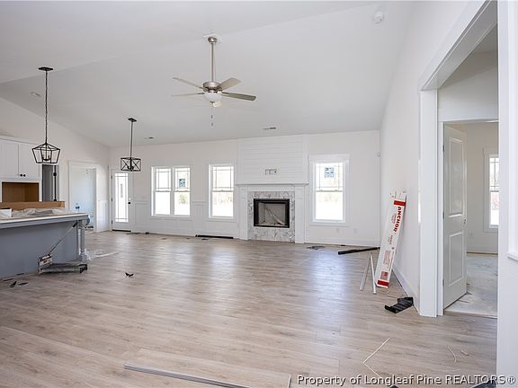 4th image of 1788 Alderman Mill Rd