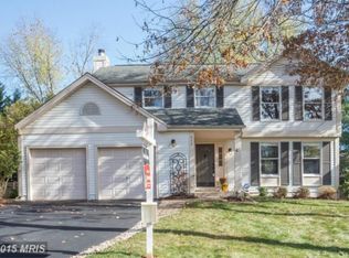 504 Lindsay Ct, Sterling, VA 20164
