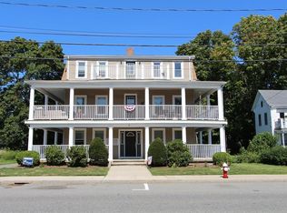 18 Cocasset St APT 1, Foxboro, MA 02035