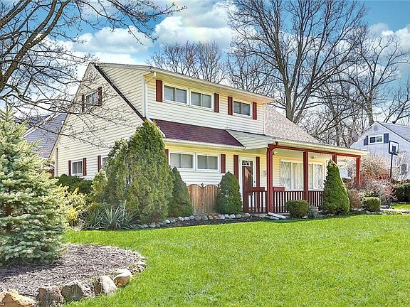 2nd image of 2979 Archwood Pl